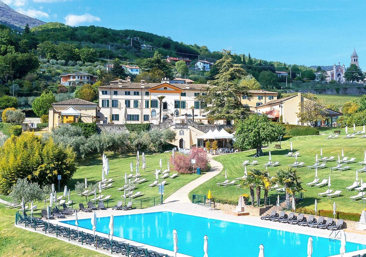 Hotel Villa Cariola Caprino Veronese Exterior photo