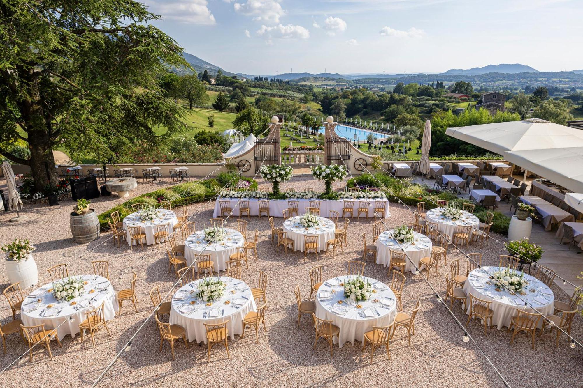 Hotel Villa Cariola Caprino Veronese Exterior photo