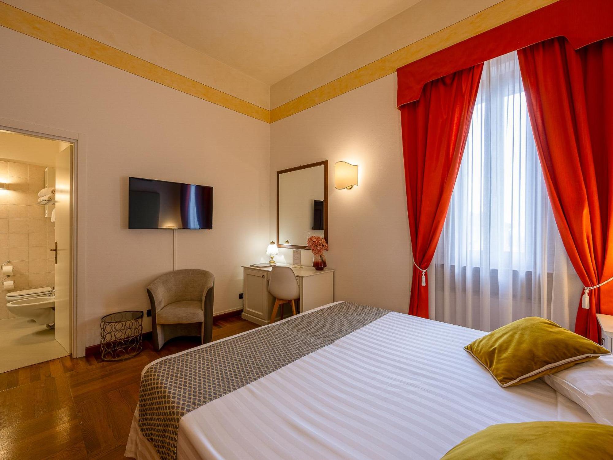 Hotel Villa Cariola Caprino Veronese Exterior photo